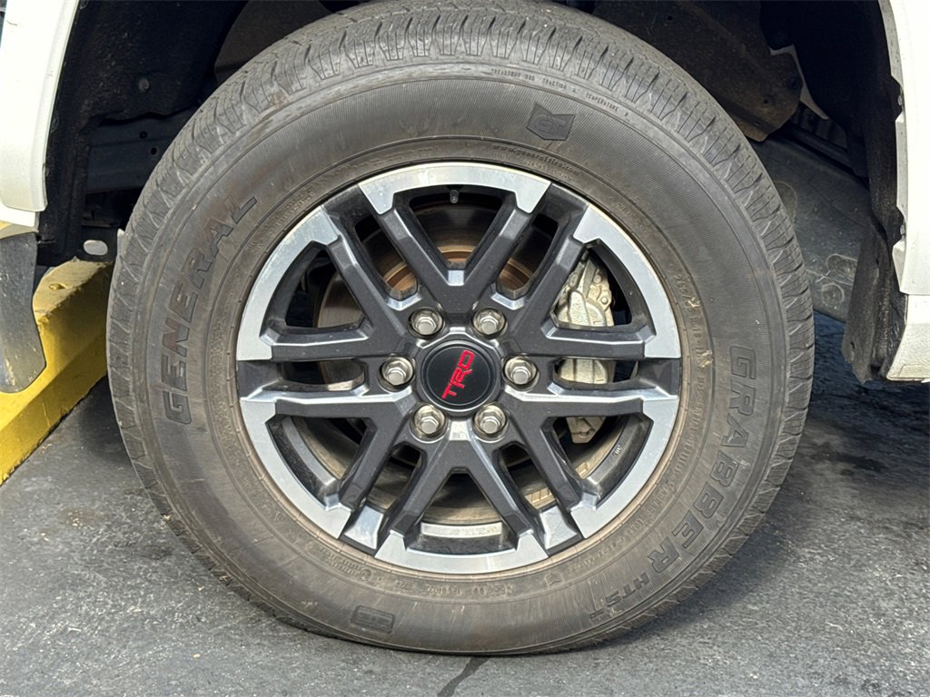 2024 Toyota Tacoma SR5 photo 4