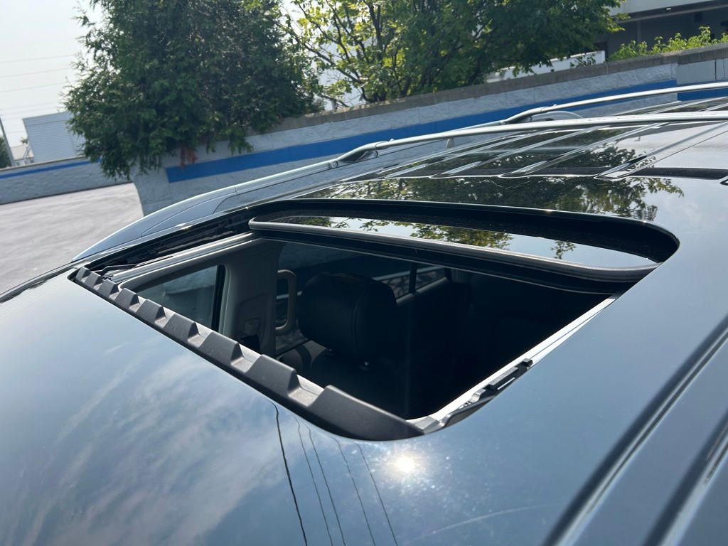 2018 Infiniti QX80 Base photo 10