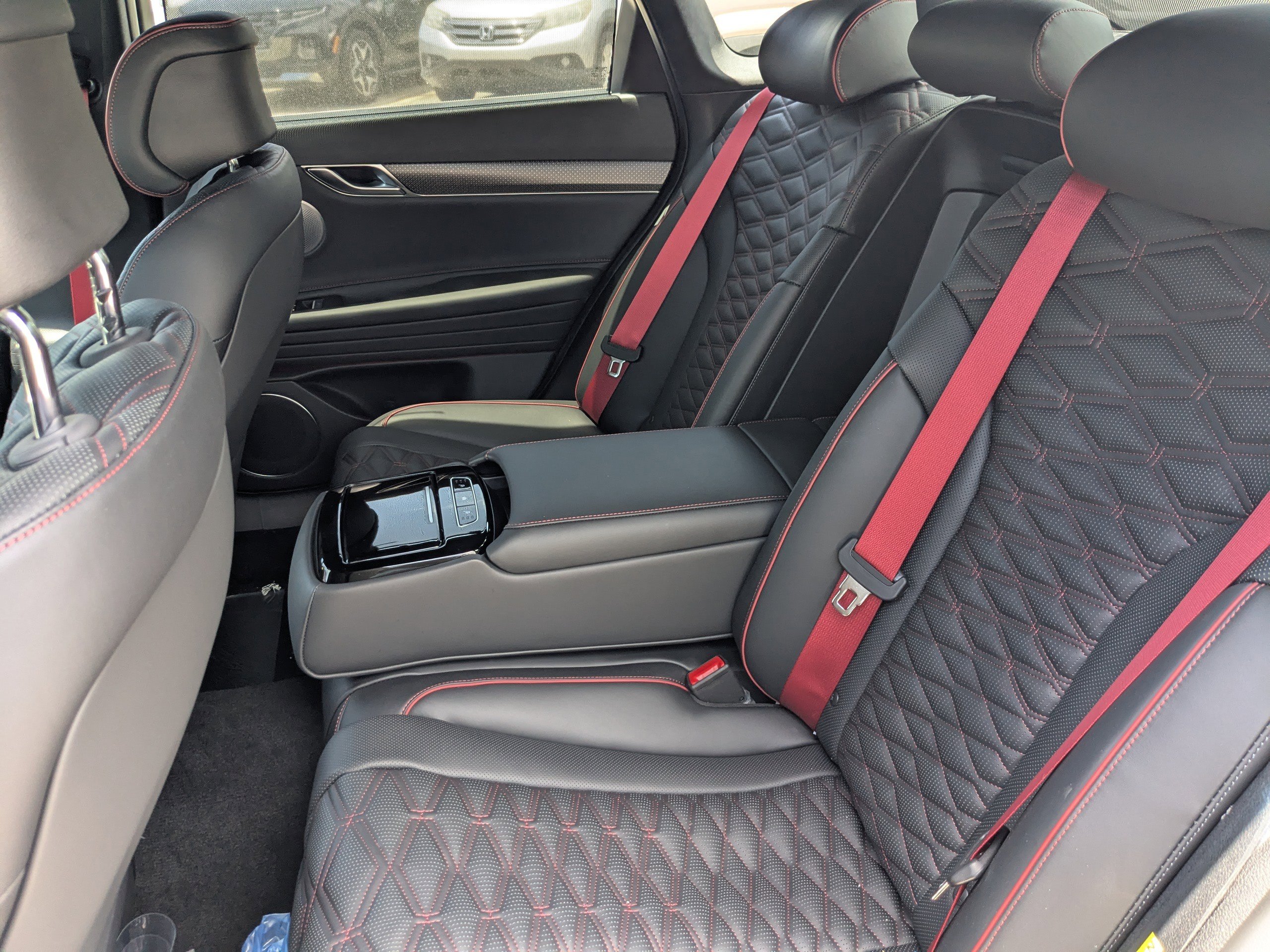 2025 Genesis G80 3.5T Sport Prestige AWD photo 9