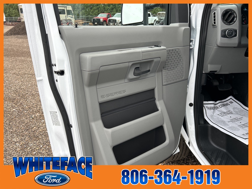 2025 Ford E-350 Base photo 9