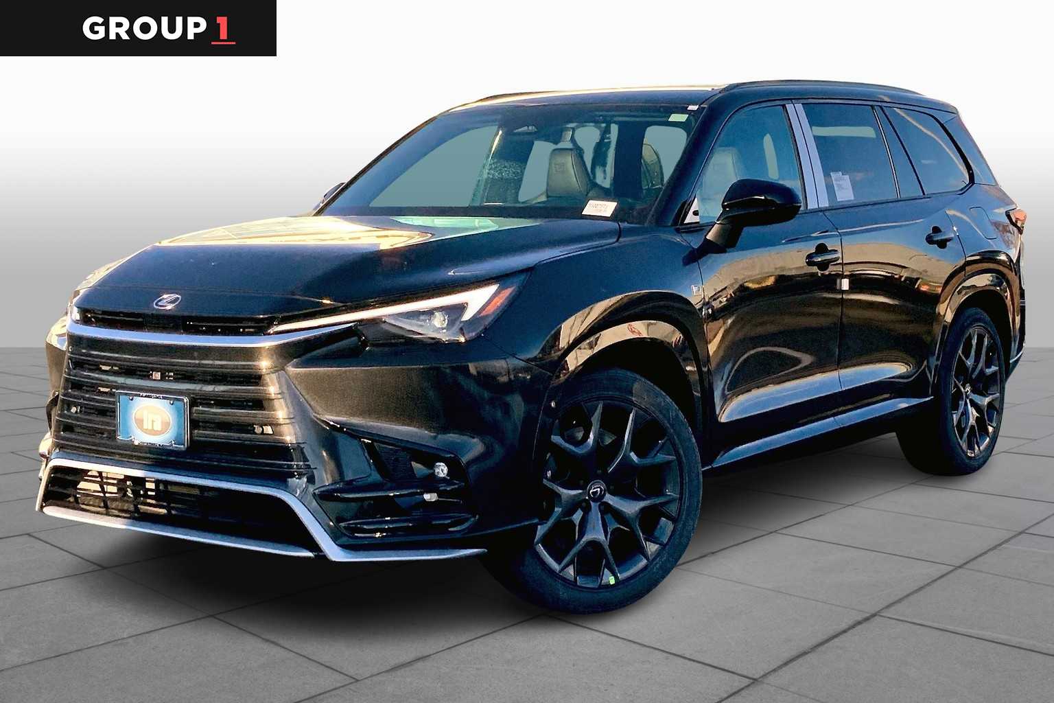 2025 Lexus TX 500h F SPORT Performance Luxury photo 3