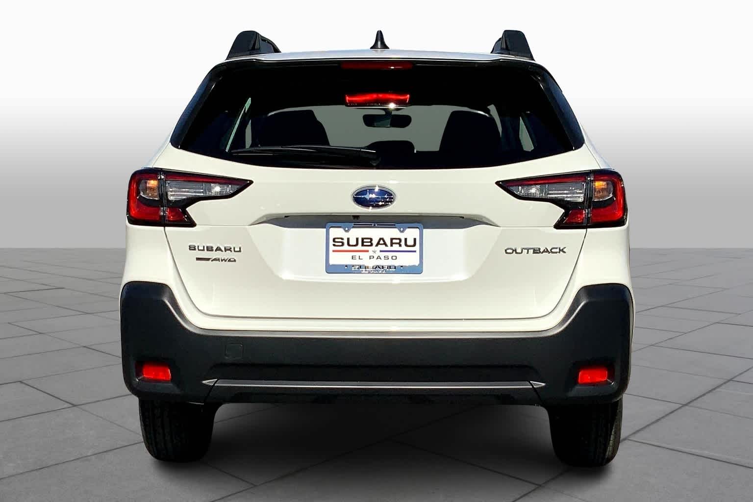 2025 Subaru Outback Base photo 4