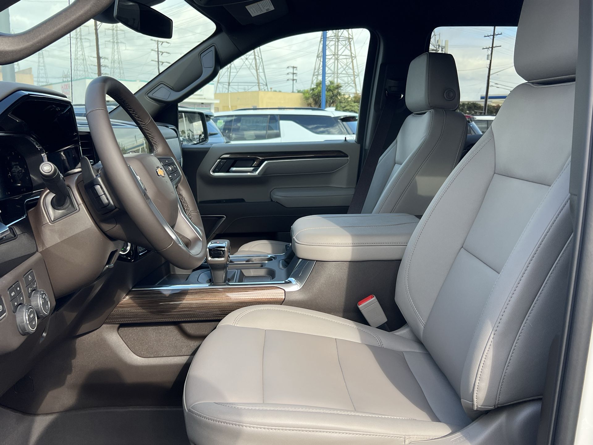 2026 Chevrolet Silverado 1500 LT photo 19