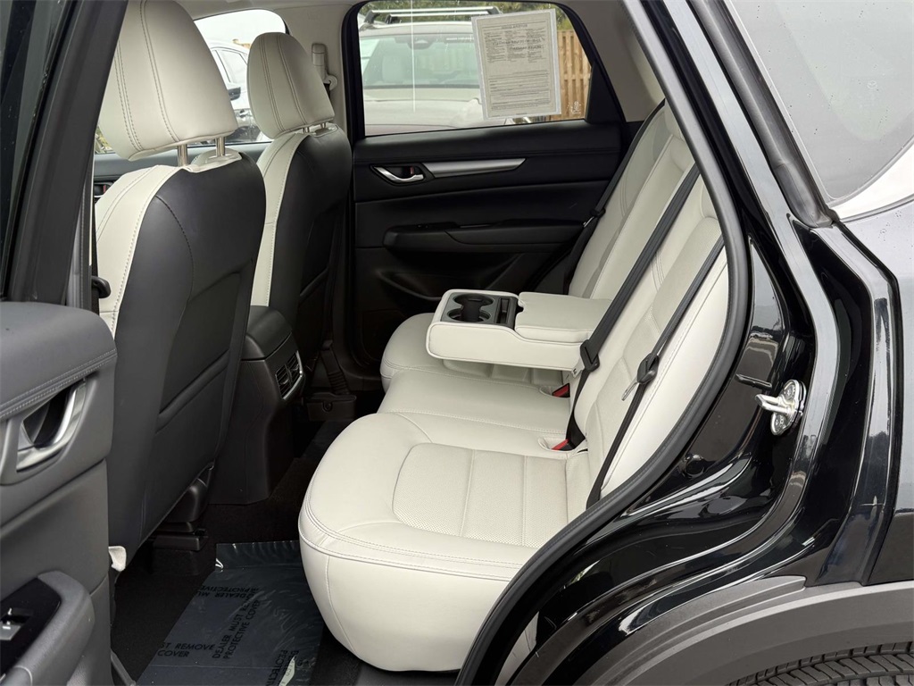 2022 Mazda CX-5 2.5 S Preferred photo 14