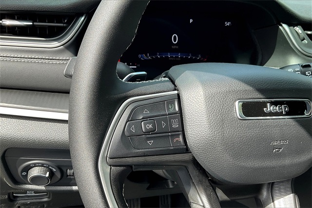 2025 Jeep Grand Cherokee Altitude X photo 3