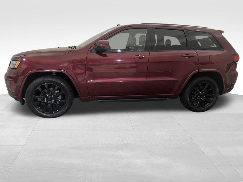 2020 Jeep Grand Cherokee Altitude photo 2