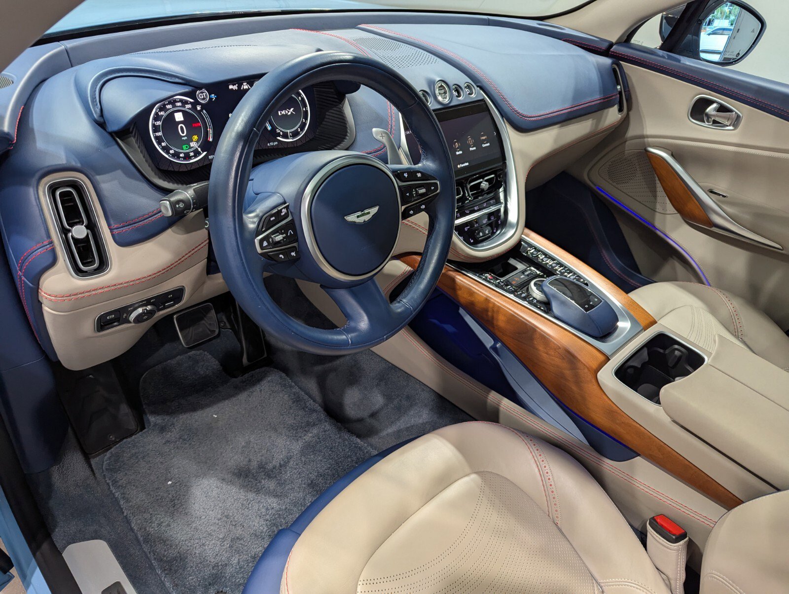 2022 Aston Martin DBX AM8 photo 3