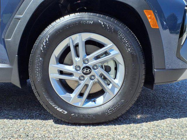 2025 Hyundai Tucson SE photo 3
