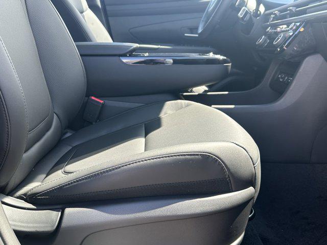 2025 Hyundai Tucson Hybrid SEL Convenience photo 12