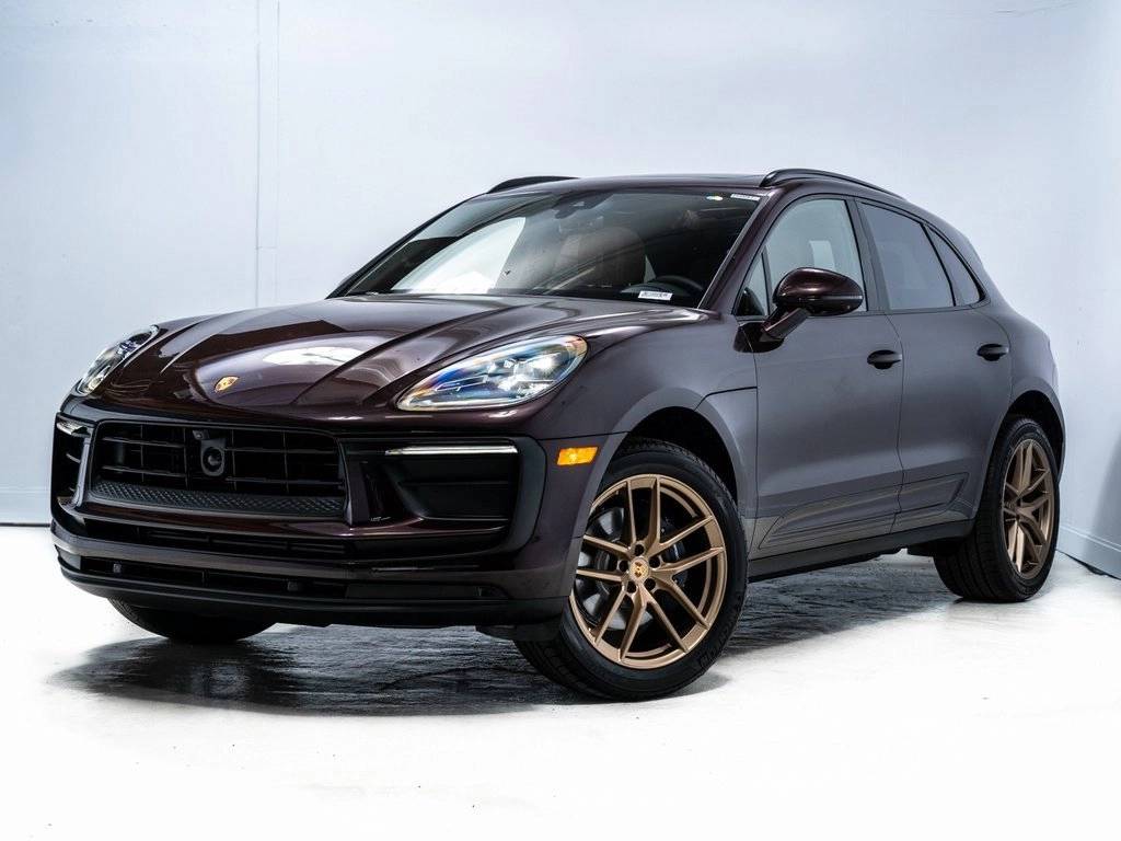 2026 Porsche Macan Base