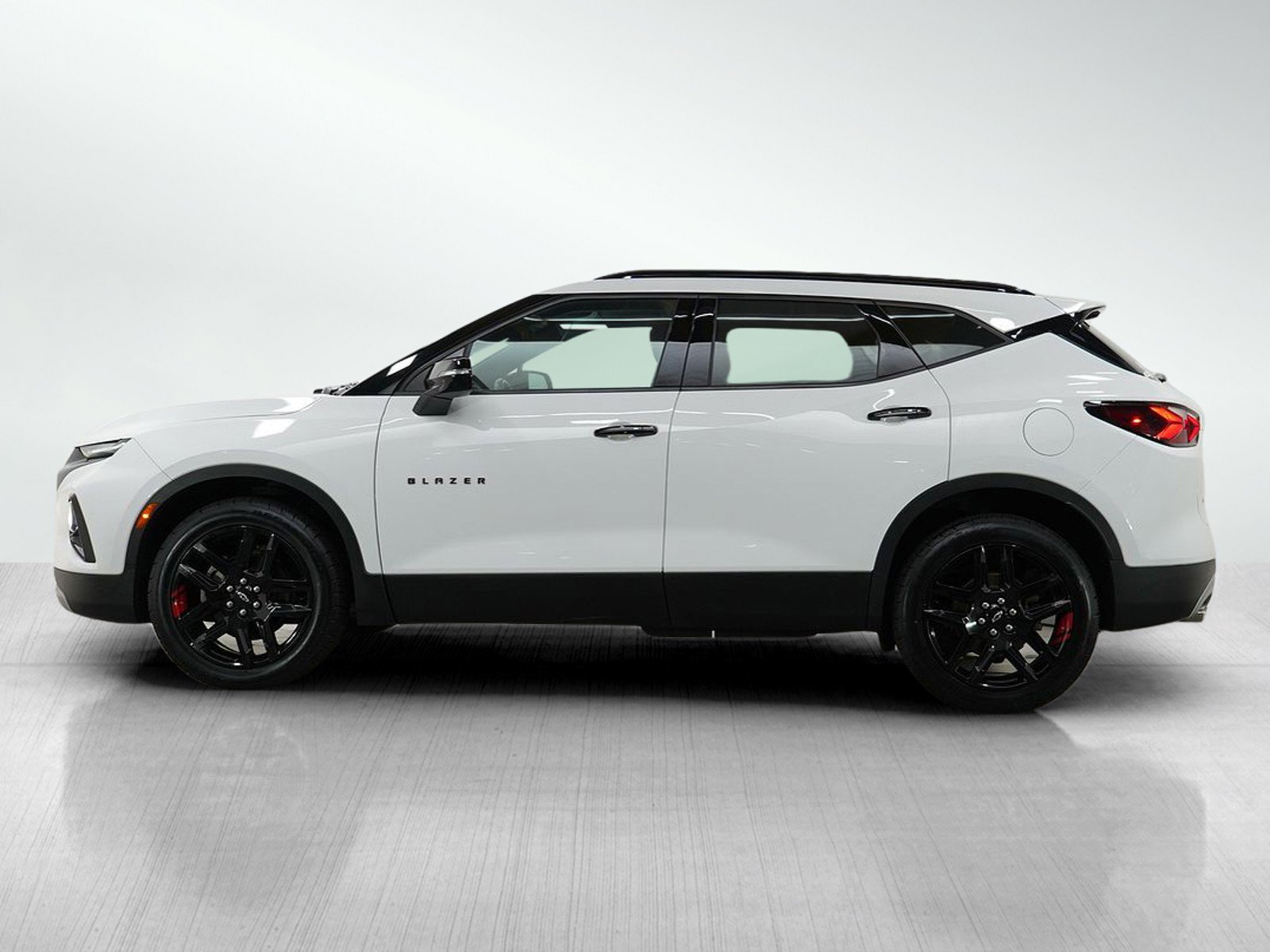 Used 2020 Chevrolet Blazer 2LT with VIN 3GNKBHRS1LS644892 for sale in South Saint Paul, MN