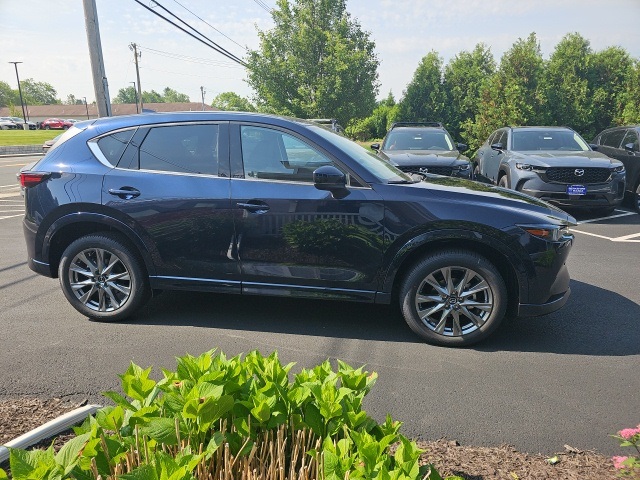 2025 Mazda CX-5 2.5 Premium Plus photo 2