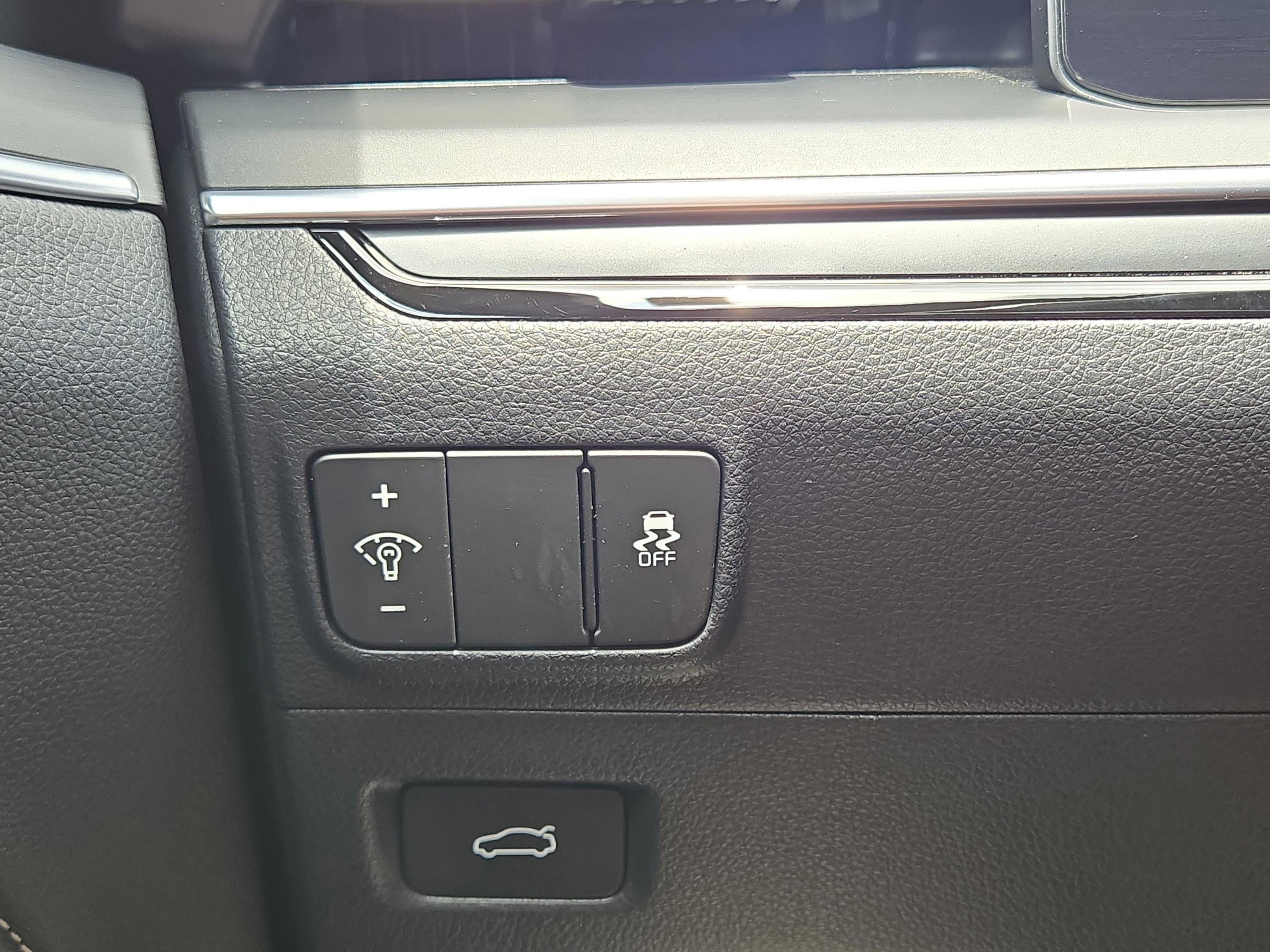 2025 Kia K5 GT-Line photo 21