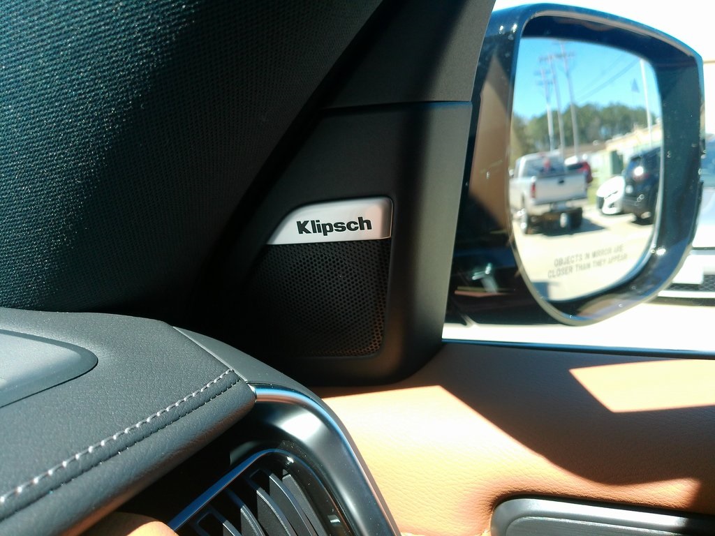 2025 Nissan Armada SL photo 55