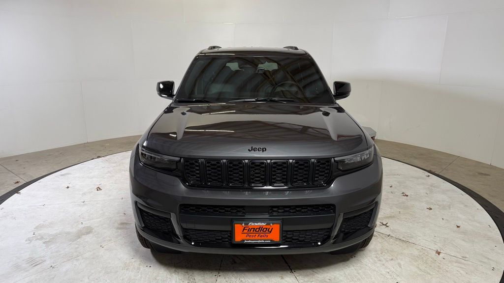 2025 Jeep Grand Cherokee Altitude X photo 2