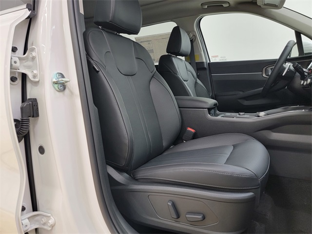 2025 Kia Sorento Hybrid EX photo 17