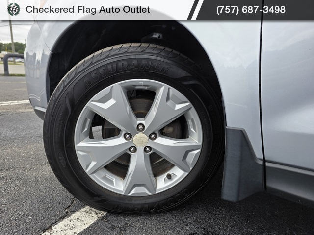2016 Subaru Forester 2.5i Premium photo 12