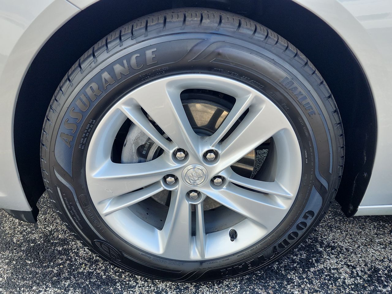 2018 Buick Regal Sportback Preferred photo 10