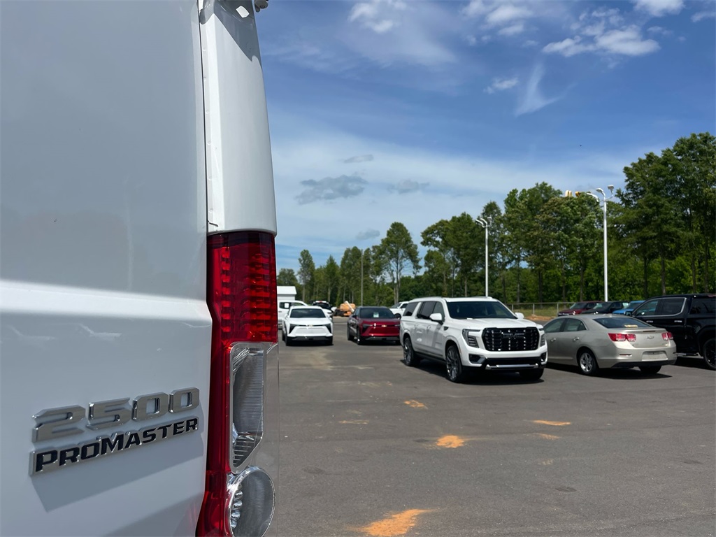 2024 Ram ProMaster 2500 photo 21