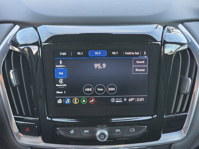 2022 Chevrolet Traverse RS photo 5