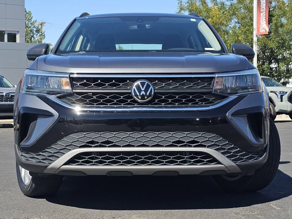 2023 Volkswagen Taos S photo 3