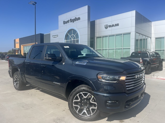 2026 RAM Ram 1500 Pickup Laramie's photo