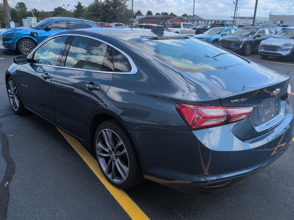 2024 Chevrolet Malibu Premier 2LT photo 4