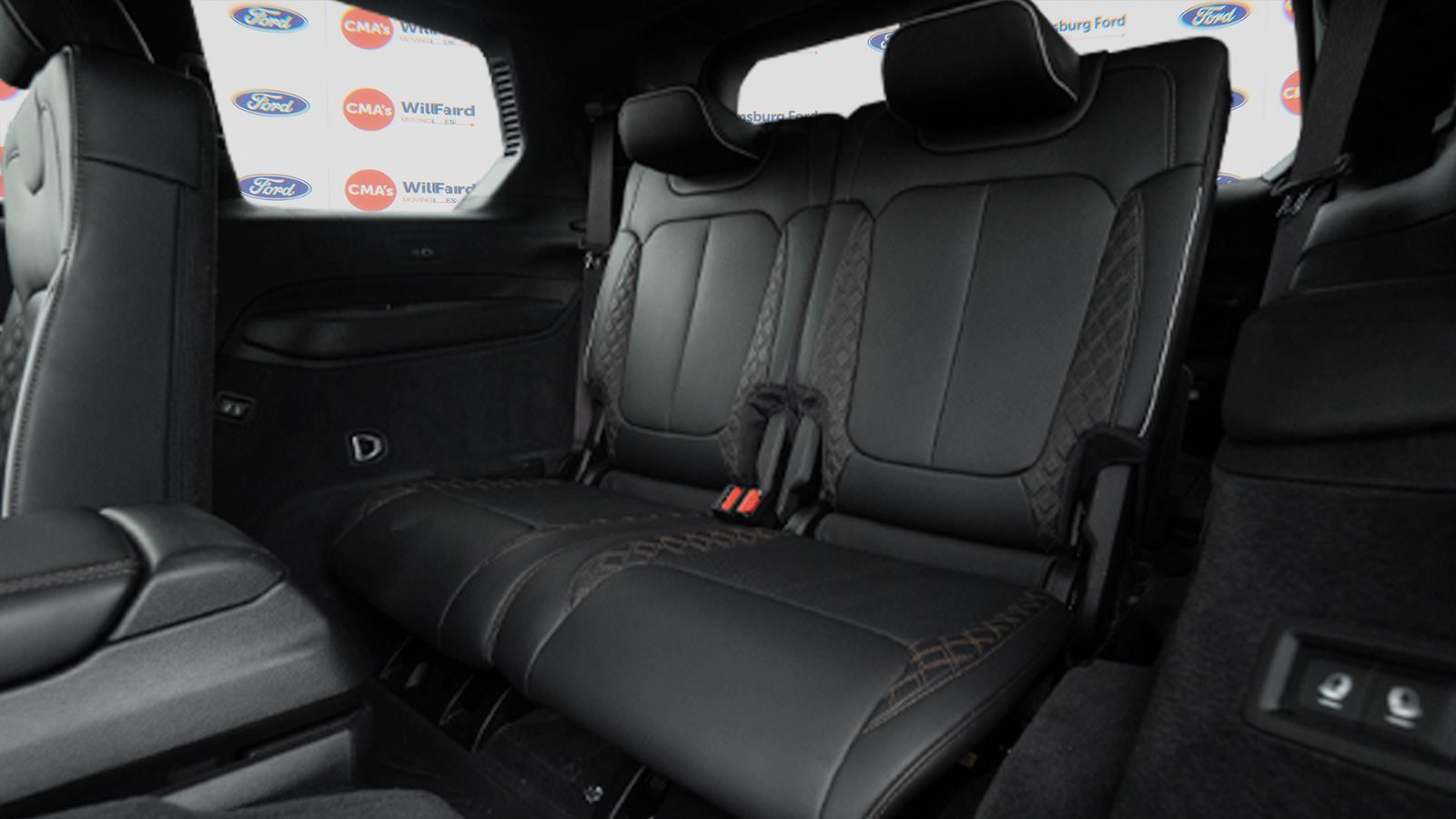 2023 Jeep Grand Cherokee L Summit Reserve photo 4