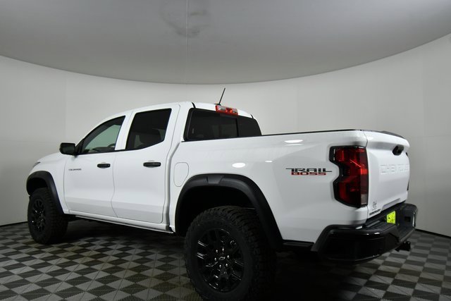 2026 Chevrolet Colorado Trail Boss photo 12