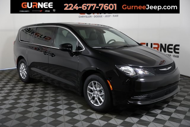 2026 Chrysler Voyager LX's photo