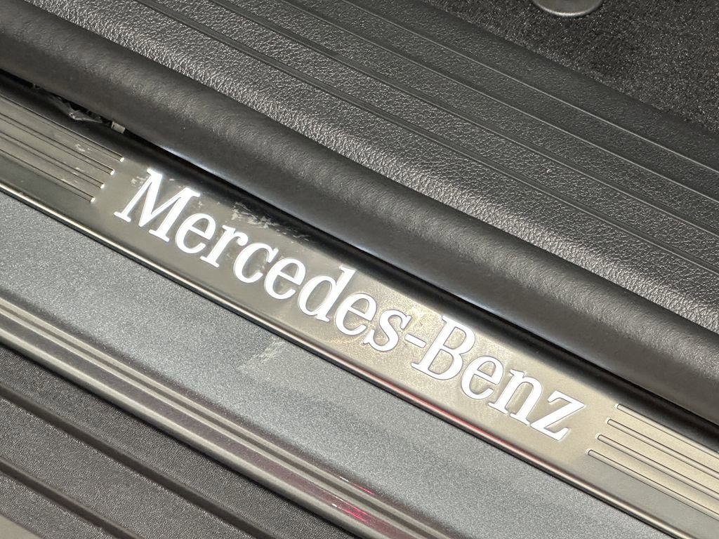 2026 Mercedes Benz GLS 450 4MATIC photo 25