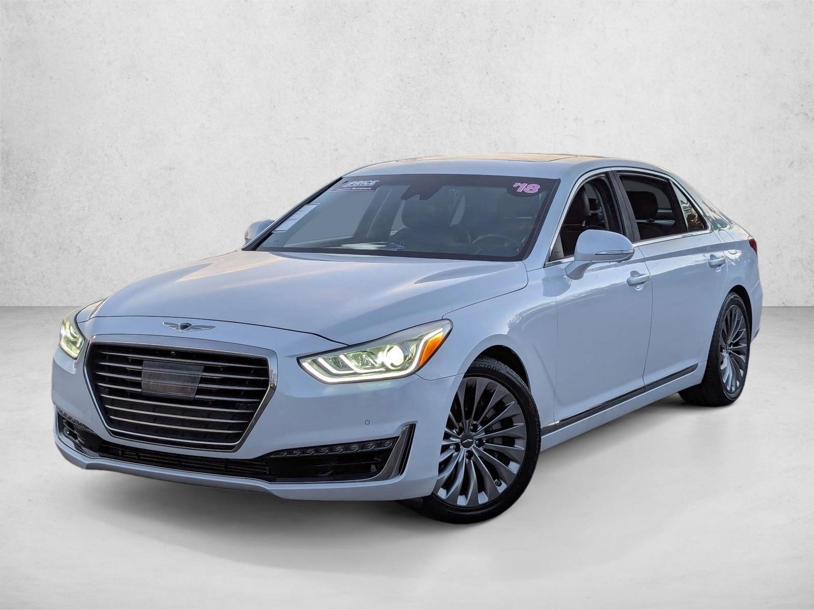 2018 GENESIS G90 Premium's photo