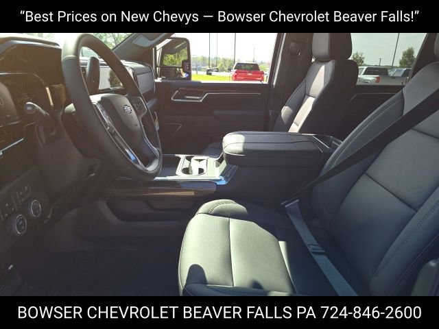 2026 Chevrolet Silverado 2500HD LT photo 4