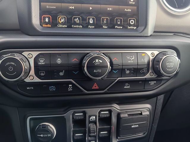 2023 Jeep Wrangler Rubicon 4xe photo 19