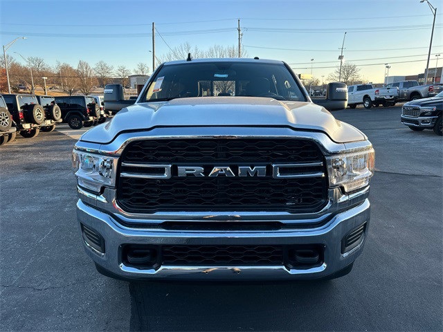 2024 Ram 2500 Tradesman photo 2