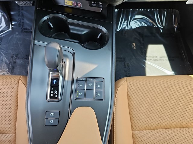 2025 Lexus UX Premium photo 24