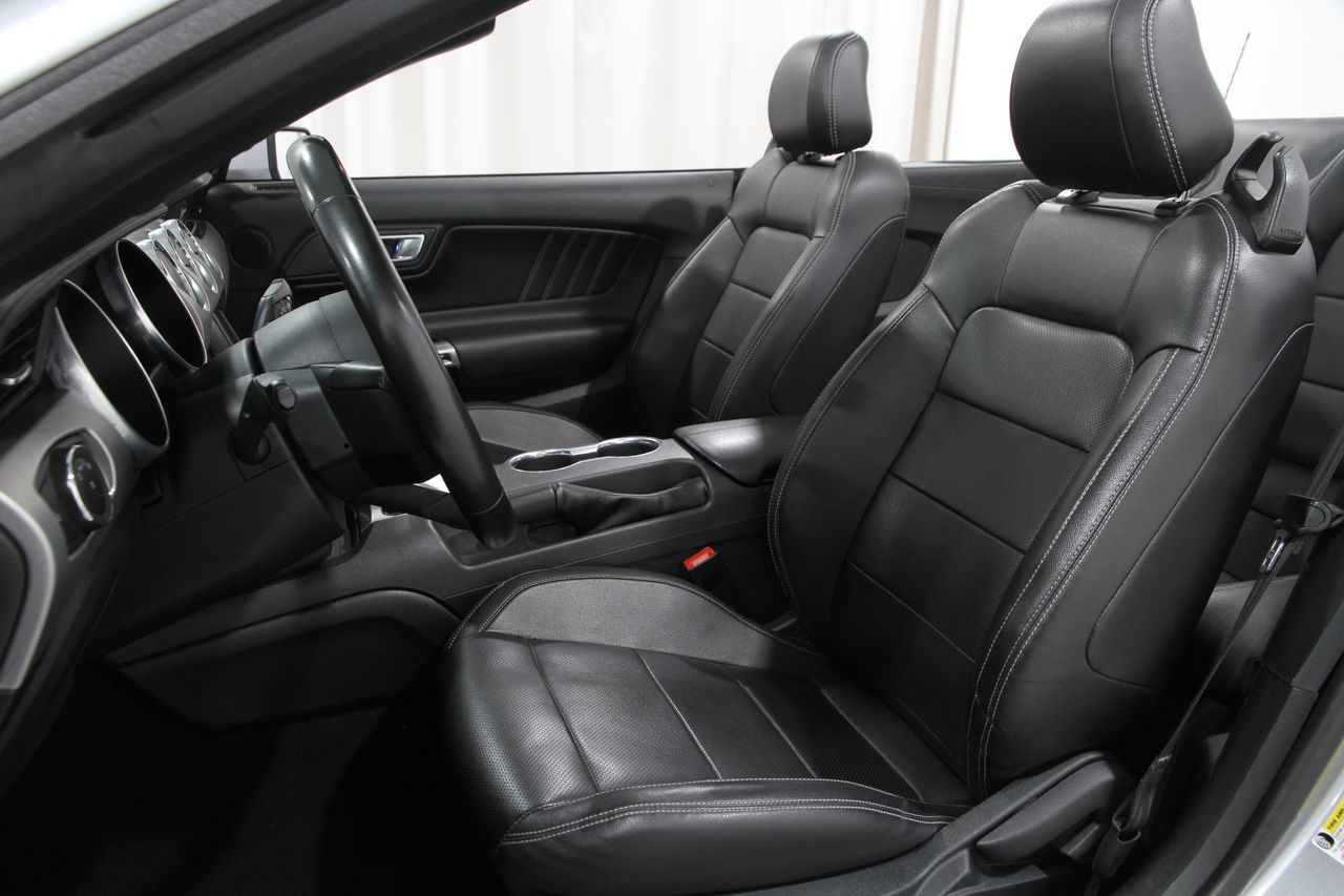 2023 Ford Mustang EcoBoost Premium Convertible photo 6