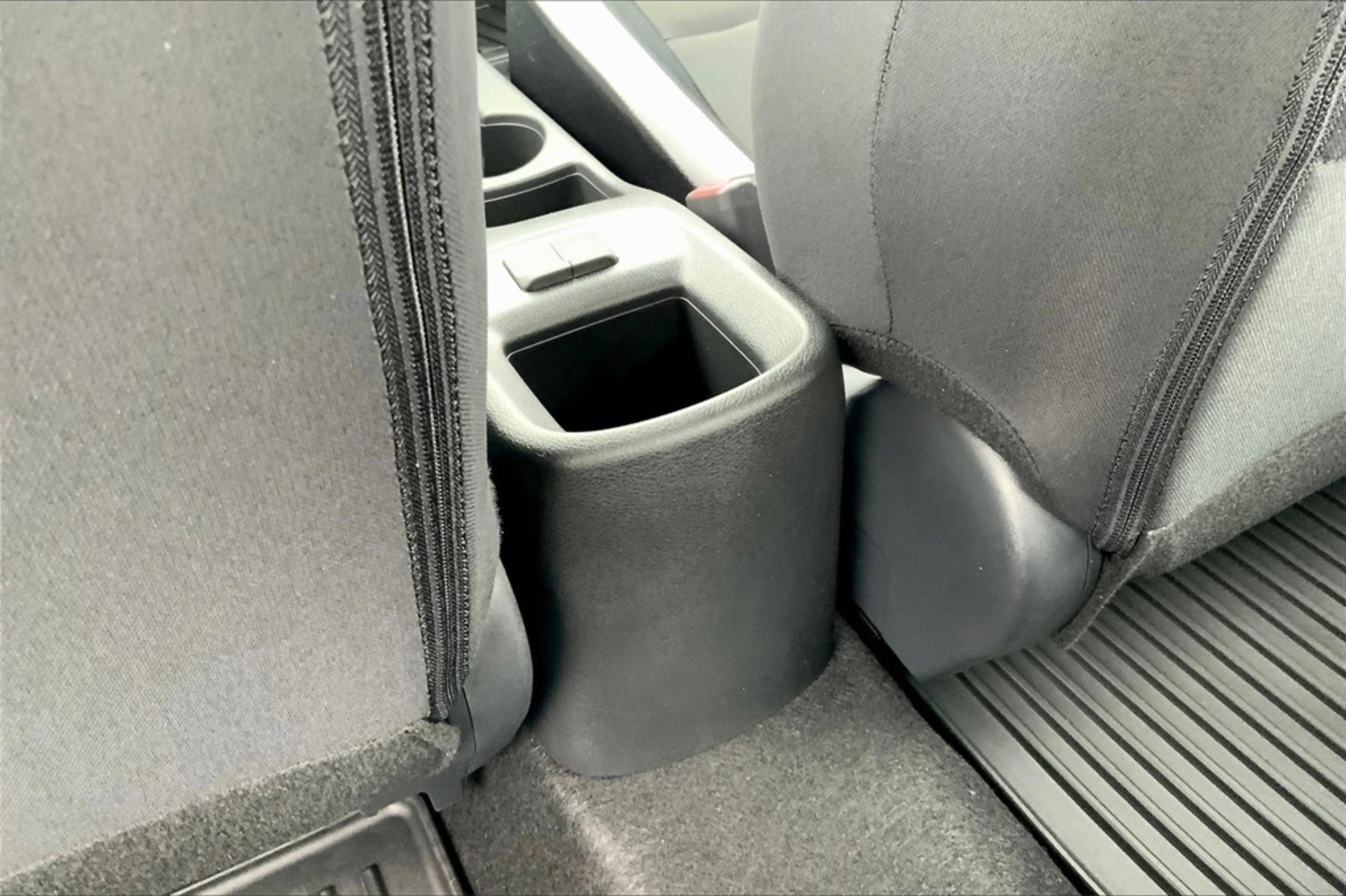 2025 Nissan Versa S photo 12