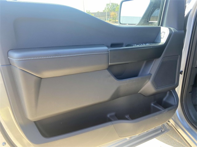 2025 Ford F-150 STX photo 12