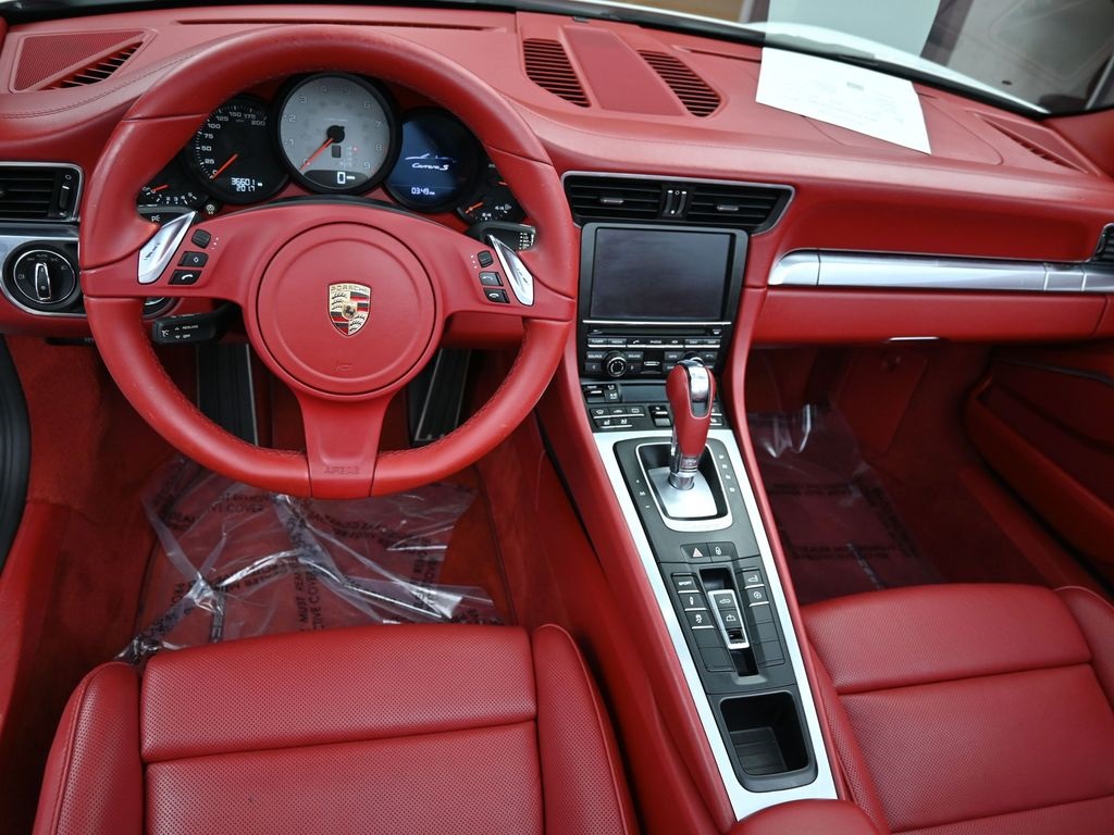 2014 Porsche 911 S photo 5
