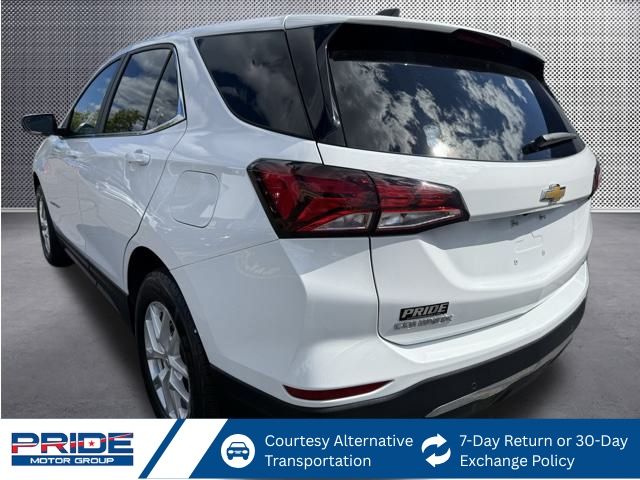 2022 Chevrolet Equinox LT photo 3
