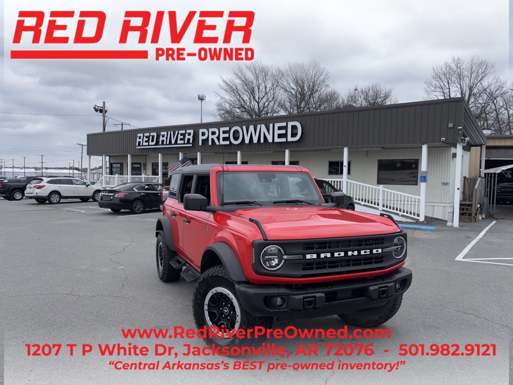 2023 Ford Bronco 4-Door Black Diamond
