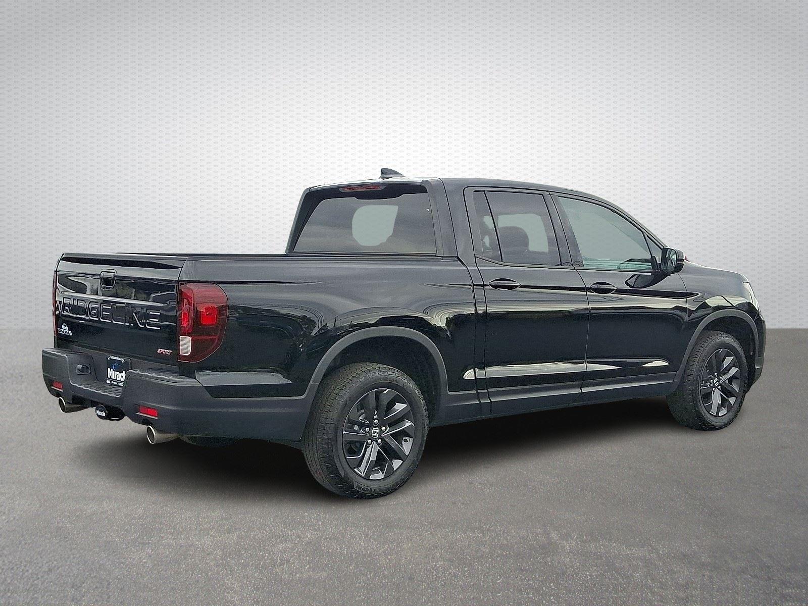 2025 Honda Ridgeline Sport photo 6