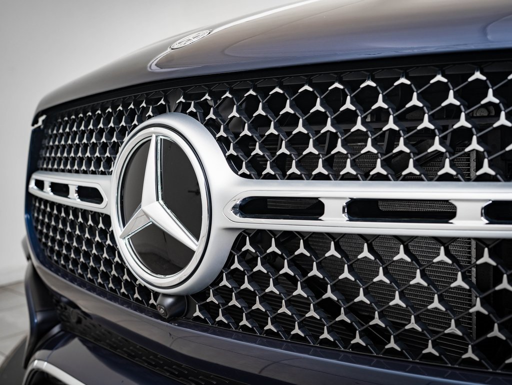 2026 Mercedes Benz GLE 450 4MATIC photo 3