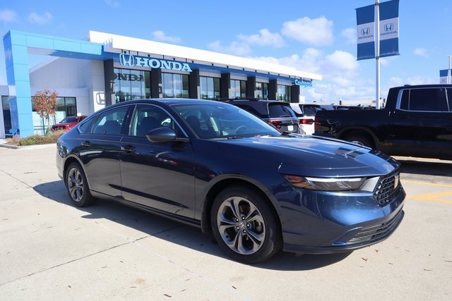 2024 Honda Accord EX's photo