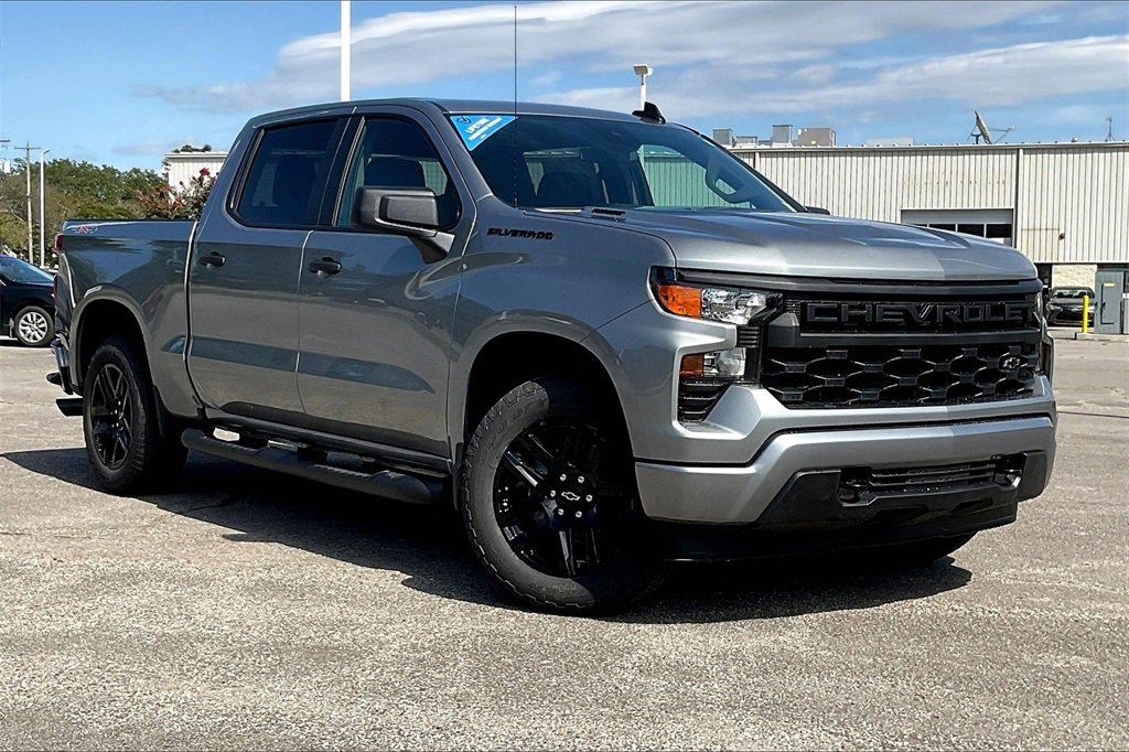 2026 Chevrolet Silverado 1500 Custom photo 12