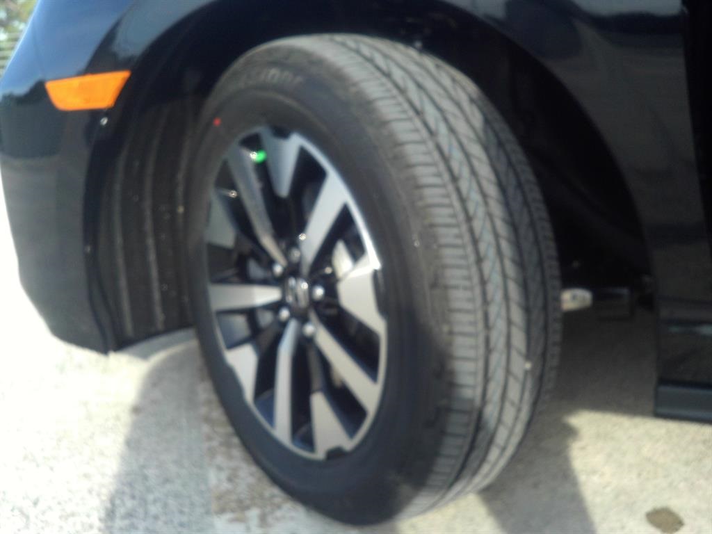 2026 Honda Odyssey EX-L photo 3