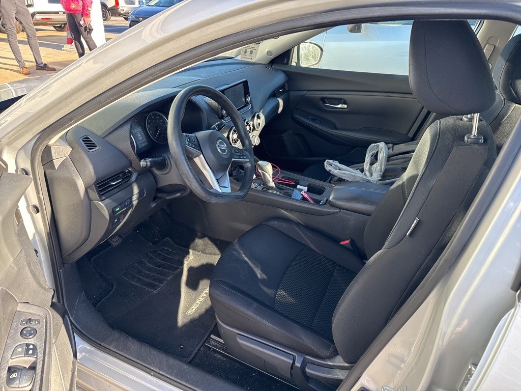 2022 Nissan Sentra S photo 3