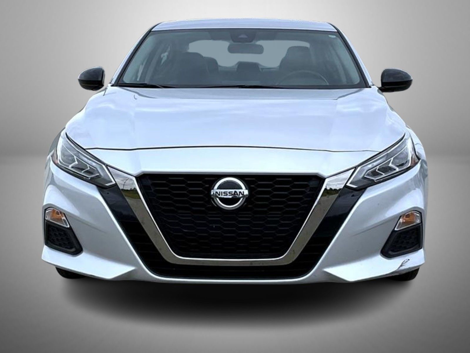 2022 Nissan Altima 2.5 SR photo 2
