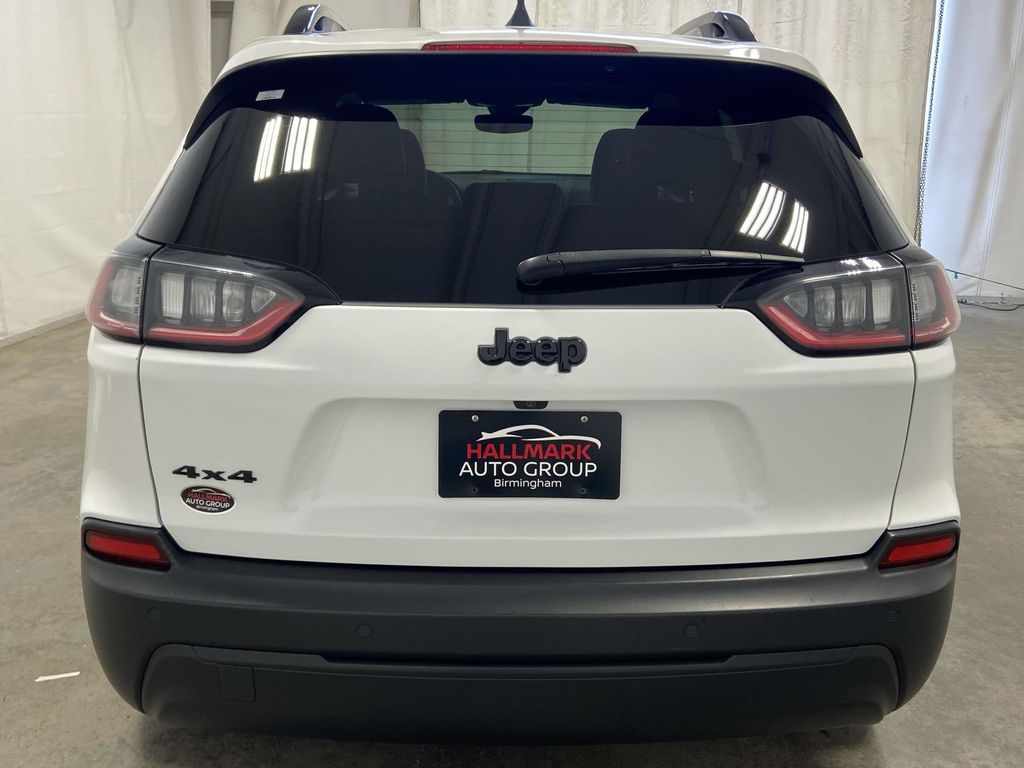 2023 Jeep Cherokee Altitude photo 3